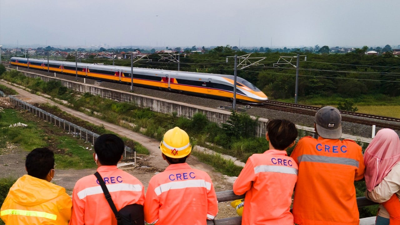 Presidents Xi and Widodo watch Chinese-built Indonesian bullet train make first trial run 